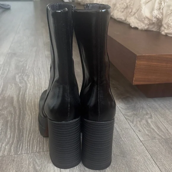 Patent Black Sexy Platform Ankle Boots - Picture 6 of 7